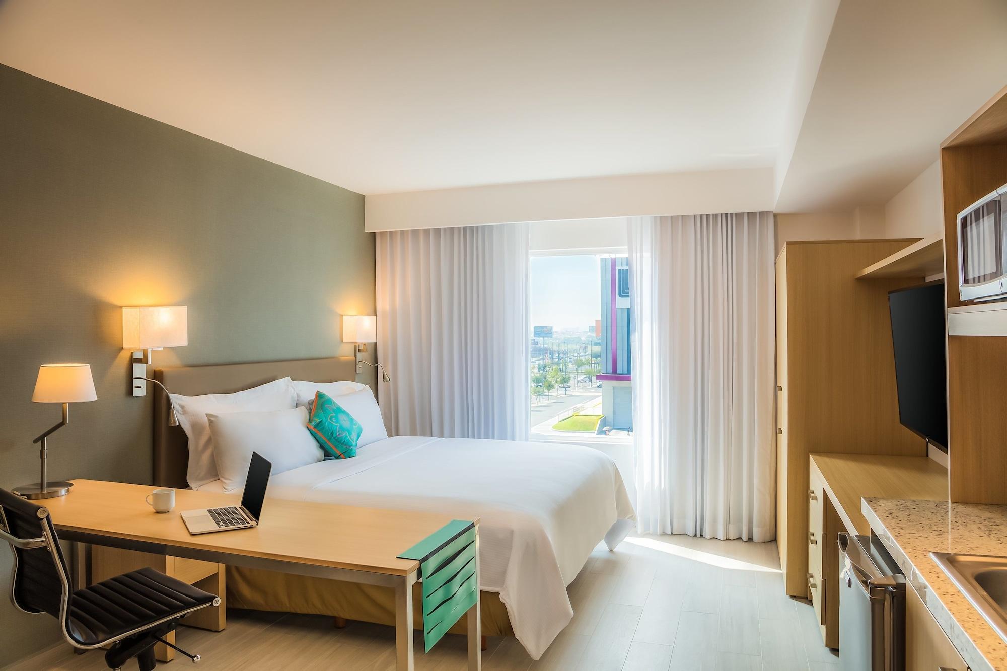 Hotel Fiesta Monterrey La Fe